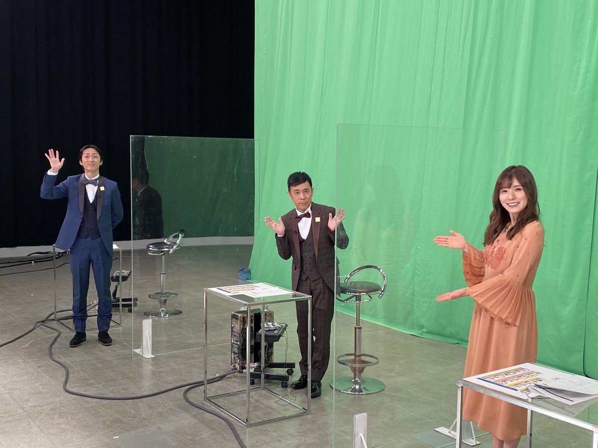 『ENGEIグランドスラム リモート~離れていても心は一つSP~』MCの3人(左から)矢部浩之、岡村隆史(ナインティナイン)、松岡茉優