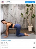 すみれ、“美尻”トレーニング動画を投稿　※「すみれ」インスタグラム