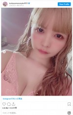 益若つばさ、キュート＆セクシーなナイトブラ姿　※「益若つばさ」インスタグラム