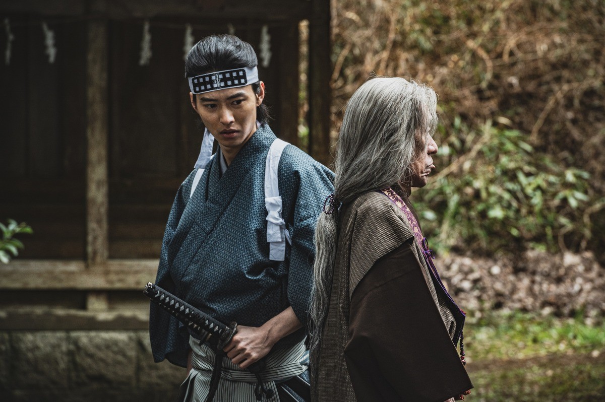 山崎賢人、初の侍役で武士道を熱演！ 坂口拓主演『狂武蔵』に参戦