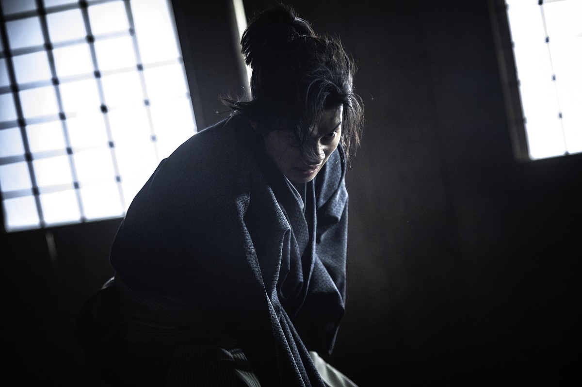 映画『狂武蔵』に出演する山崎賢人の場面写真
