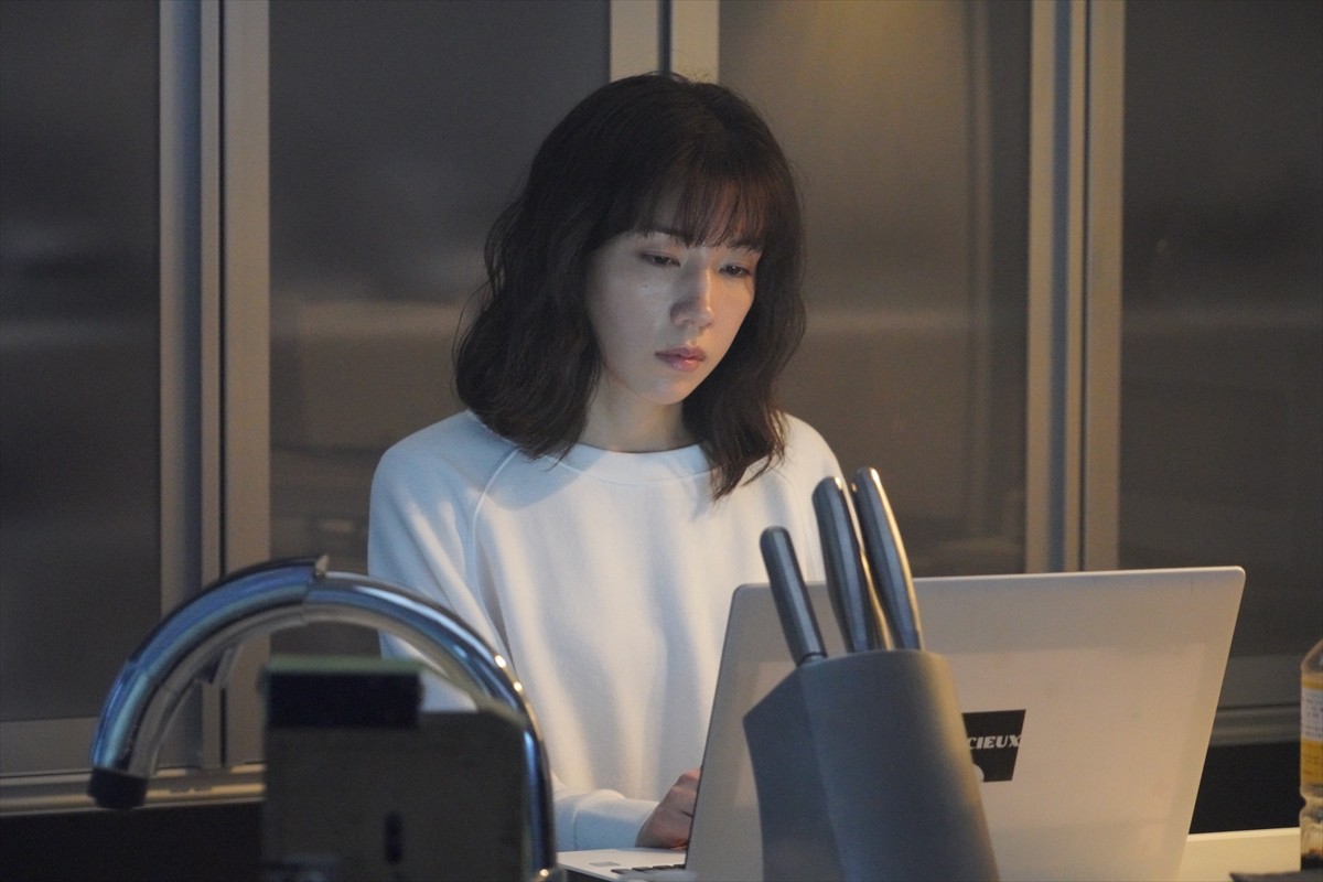 仲里依紗、ゼブラクイーン＆実写“時かけ”から10年…親しみやすさとクセ役の絶妙なバランス