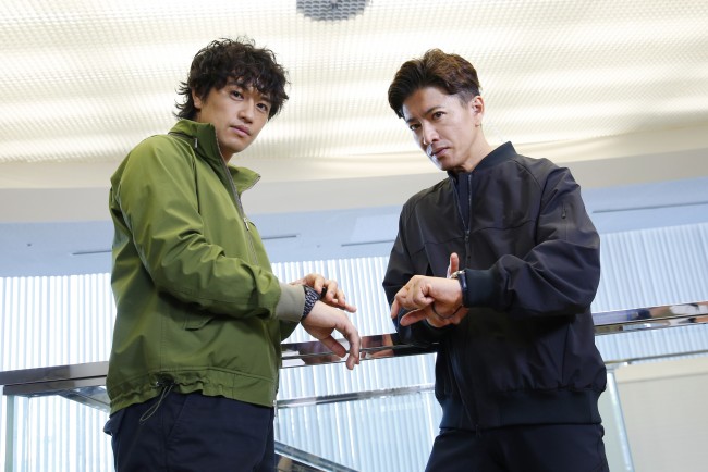 ドラマ『BG~身辺警護人~』(左から)斎藤工&木村拓哉