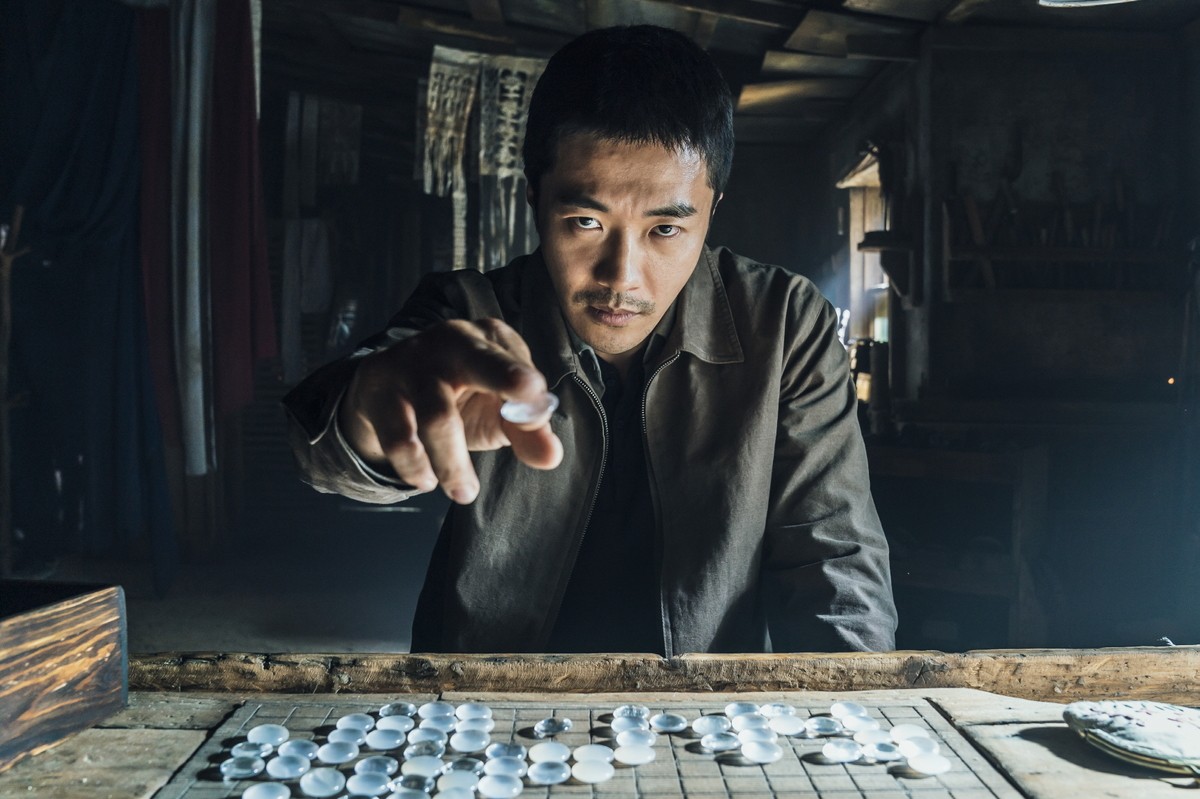 クォン・サンウが孤高の天才棋士に　韓国ノワール・復讐“囲碁”アクション『鬼手』予告解禁