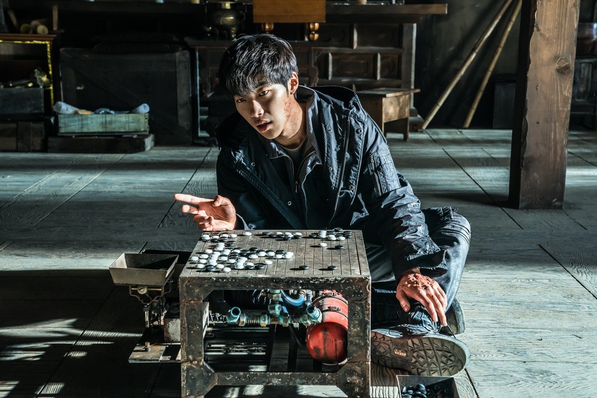 クォン・サンウが孤高の天才棋士に　韓国ノワール・復讐“囲碁”アクション『鬼手』予告解禁