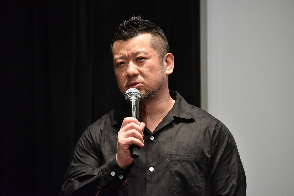 武田真治、ランボー完コピで満足げ「2の『怒りの脱出』の感じです」