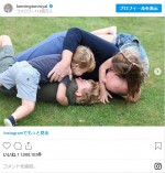 祝誕生日、ウィリアム王子と子供たちのほっこりショット　※「Duke and Duchess of Cambridge」インスタグラム