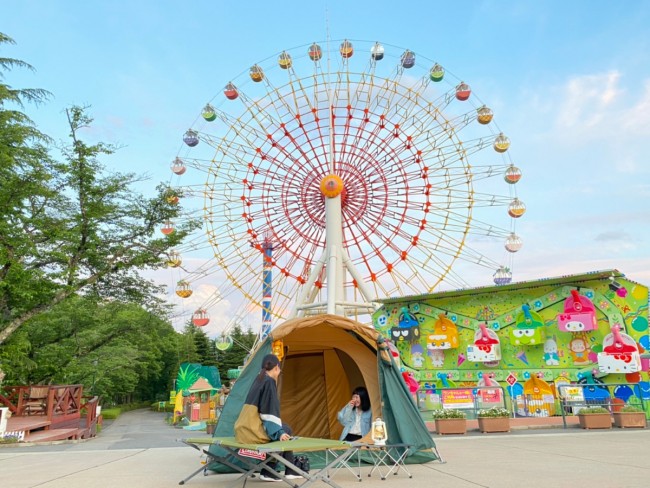 夜の遊園地に泊まれる！　那須ハイランドパーク、10組限定のツアーキャンプ開催