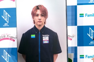 JO1×フラッペ 夏の新フレーバー推しメンバー発表イベントにリモートで登場した川西拓実