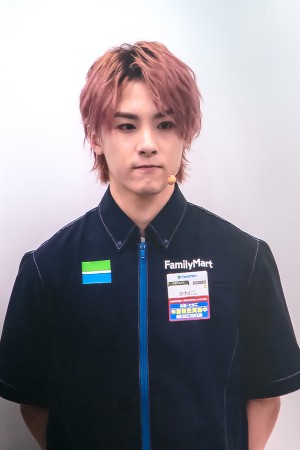 JO1×フラッペ 夏の新フレーバー推しメンバー発表イベントにリモートで登場した川西拓実