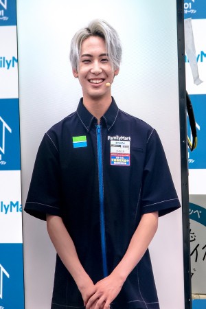 JO1×フラッペ 夏の新フレーバー推しメンバー発表イベントにリモートで登場した川尻蓮