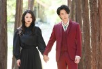 ドラマ『美食探偵 明智五郎』最終話での小池栄子と中村倫也の場面写真