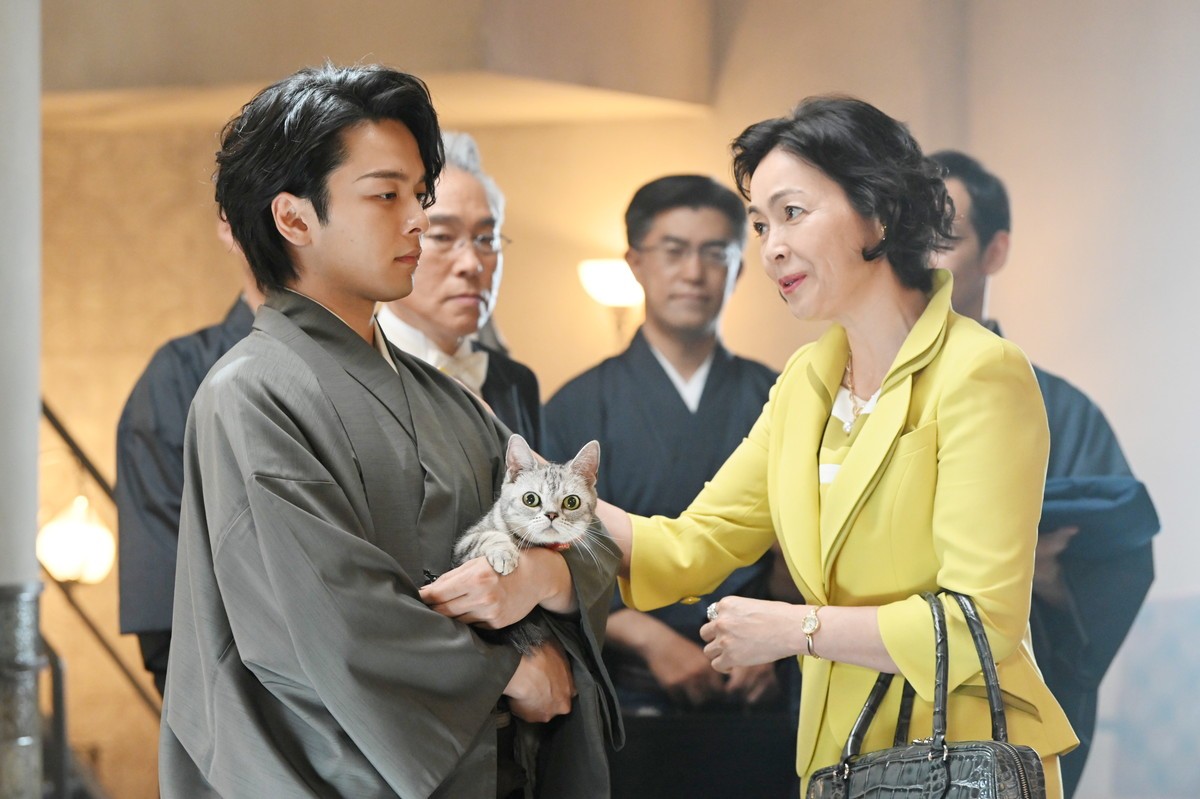 今夜最終回『美食探偵 明智五郎』 小池栄子、最後の晩餐　中村倫也を待つ衝撃の結末