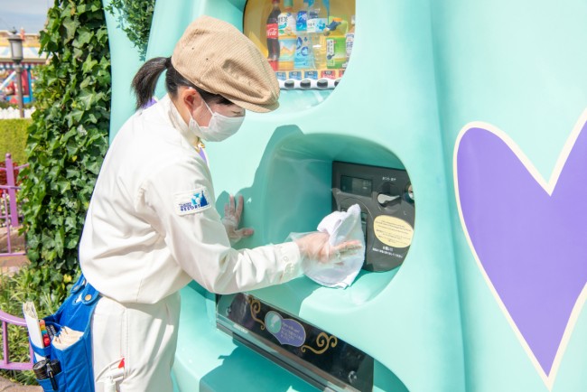 ミッキーとも距離を保って 東京ディズニーリゾート 新しい運営方法を発表 年6月29日 写真 おでかけ クランクイン トレンド