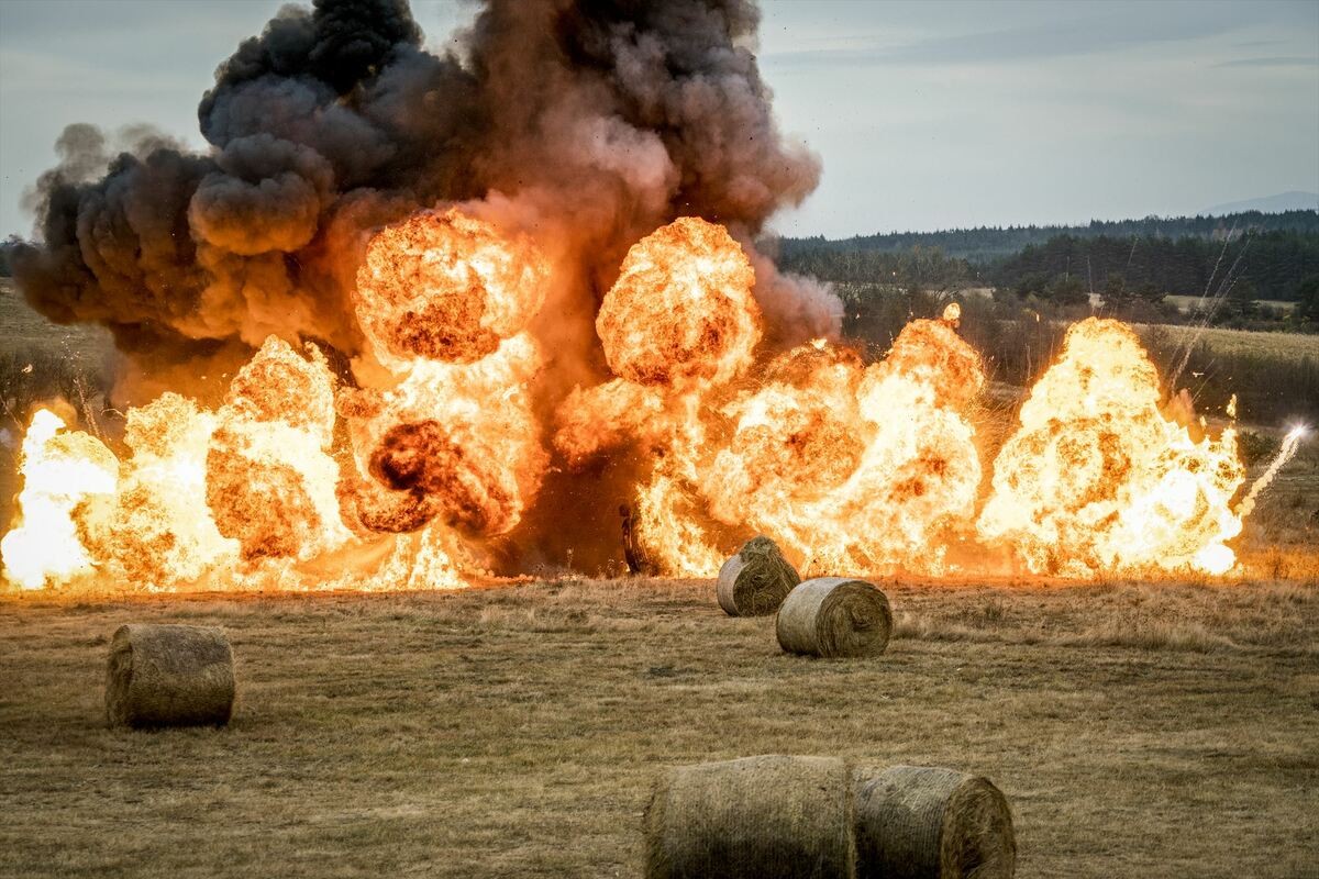 『ランボー　ラスト・ブラッド』燃え盛る炎は怒りのバロメーター！ 大爆発シーン解禁