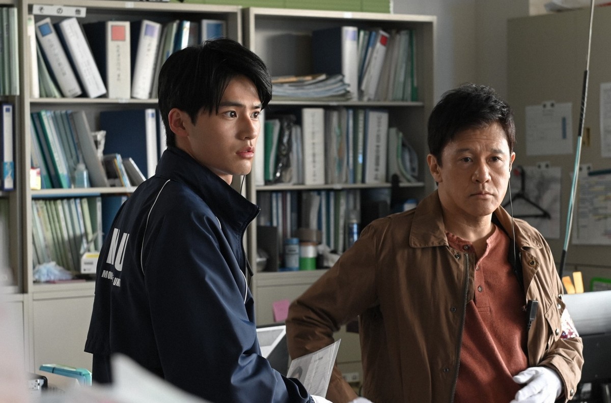 今夜の『MIU404』 伊吹（綾野剛）＆志摩（星野源）、“走る”立てこもり犯を追う