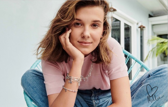 ミリー・ボビー・ブラウン、「Pandora」とコラボ！　チャームやピアスをデザイン