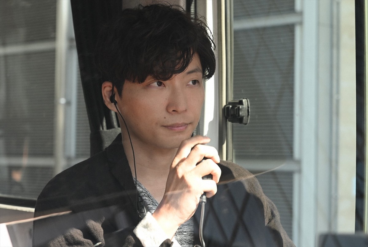 今夜の『MIU404』 伊吹（綾野剛）＆志摩（星野源）、“走る”立てこもり犯を追う
