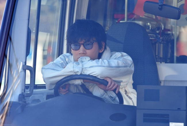 今夜の Miu404 伊吹 綾野剛 志摩 星野源 走る 立てこもり犯を追う 年7月3日 写真 エンタメ ニュース クランクイン 今夜の Miu404 伊吹 綾野剛 志摩 星野源 走る 立てこもり犯を追う 年7月3日 写真 エンタメ ニュース クランクイン
