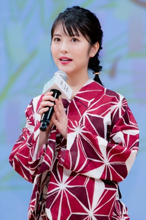 浜辺美波、映画『思い、思われ、ふり、ふられ』ふりふらリモート七夕祭りイベントに出席