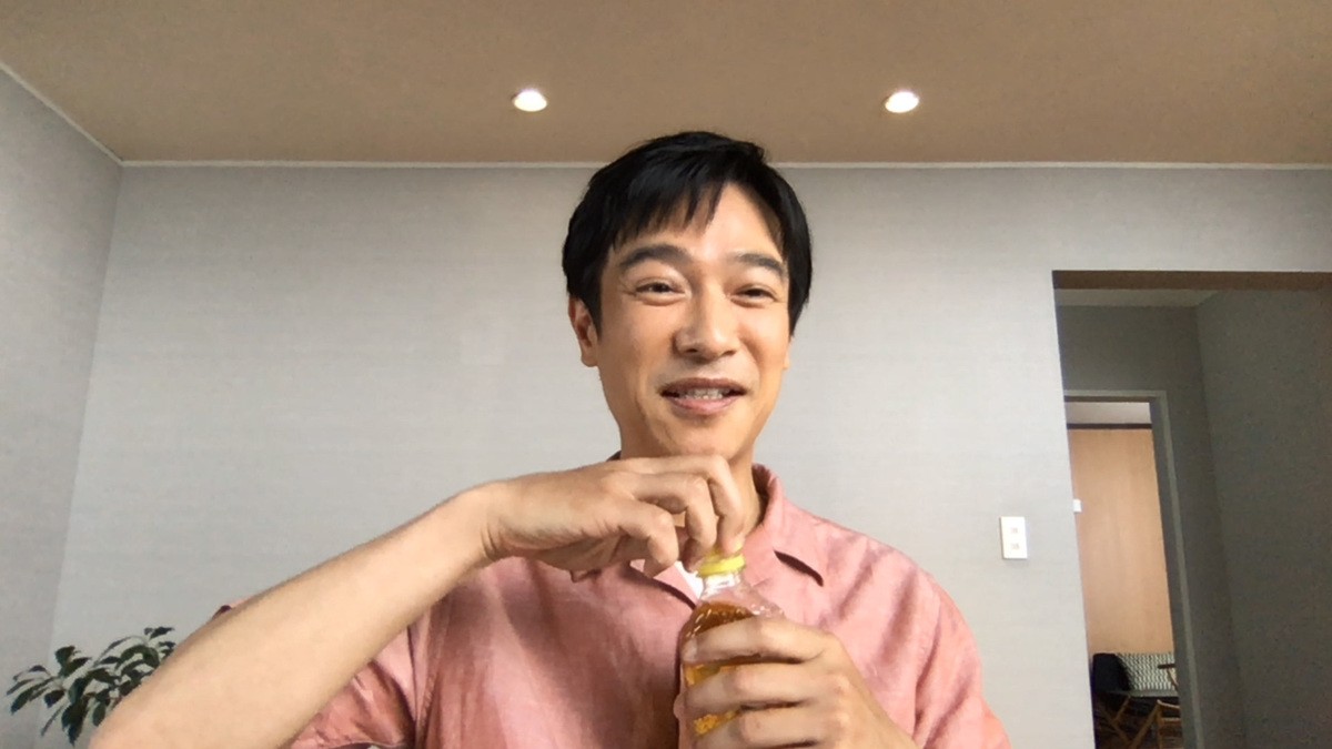 役所広司＆堺雅人、初共演はリモート！　サントリー「クラフトボス」新CM公開