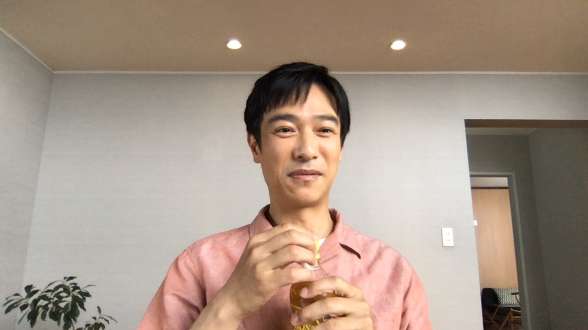 役所広司＆堺雅人、初共演はリモート！　サントリー「クラフトボス」新CM公開