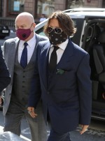 ジョニー デップの裁判始まる アンバー ハードは恋人 妹と裁判所へ 年7月8日 セレブ ゴシップ ニュース クランクイン