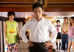 『ミッドナイトスワン』公開記念「1週間限定映画祭」で上映される映画『台風家族』での草なぎ剛