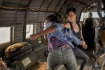 【動画】シャーリーズ・セロン、新人傭兵に拳で教育的指導!? 『オールド・ガード』本編映像