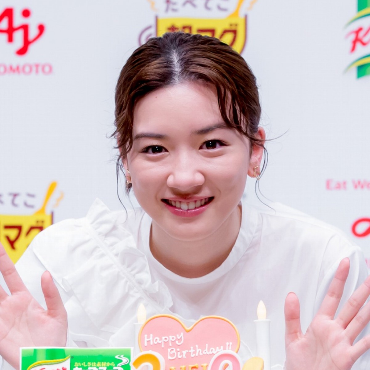 新垣結衣が1位！ 笑顔を見るとイライラも吹き飛ぶ女性芸能人