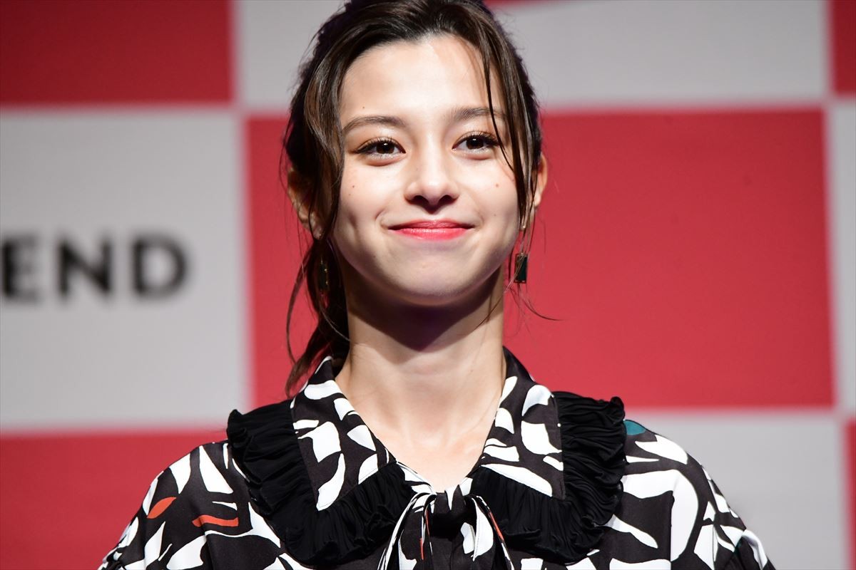 新垣結衣が1位！ 笑顔を見るとイライラも吹き飛ぶ女性芸能人
