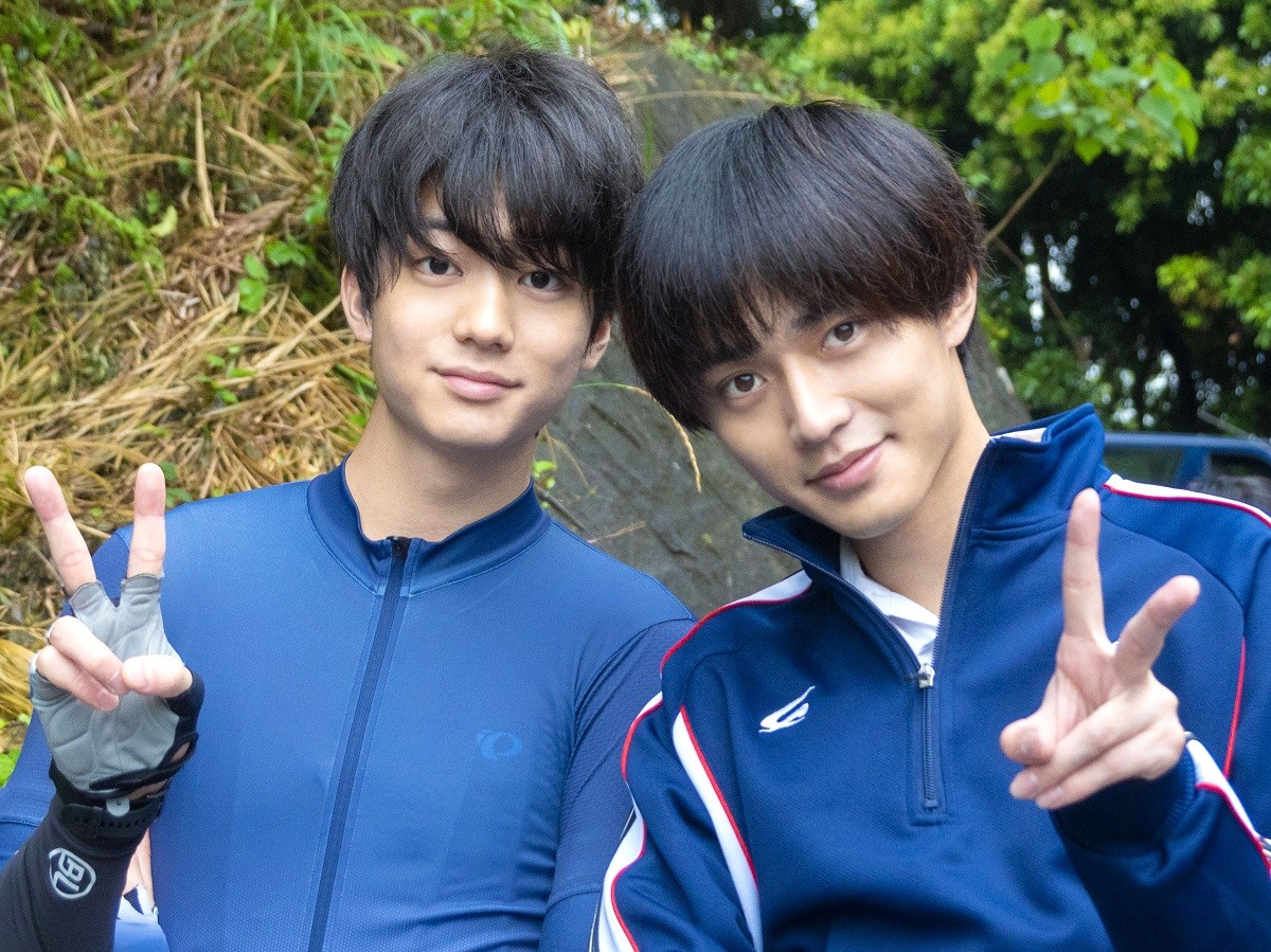 映画『弱虫ペダル』(左から)伊藤健太郎、永瀬廉オフショット