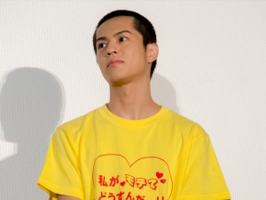 映画『私がモテてどうすんだ』公開記念舞台あいさつに登場した奥野壮