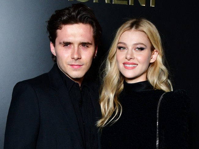 Brooklyn Beckham、Nicola Peltz、February 25、2020 in Paris（abaphotosthree090451）