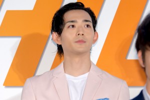 映画『弱虫ペダル』キックオフイベントに登場した竜星涼