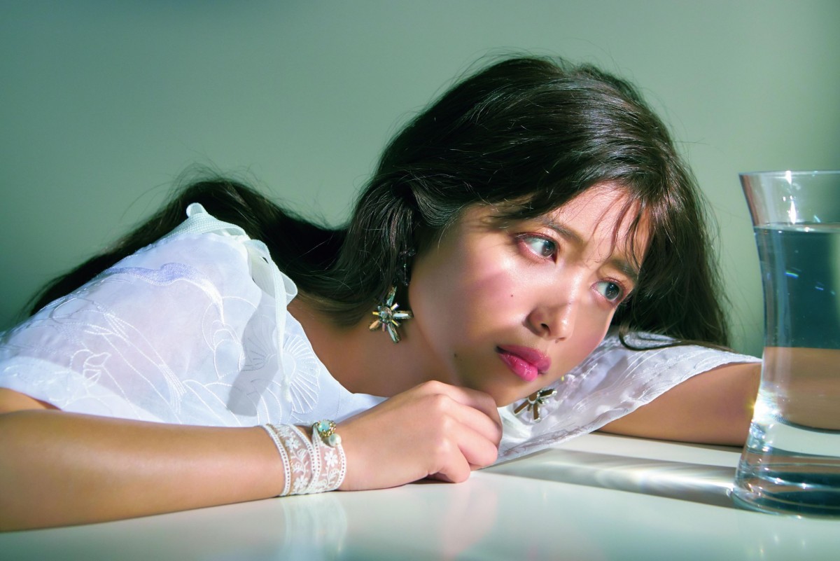 乃木坂46・与田祐希、キュートなフレンチガール姿を披露