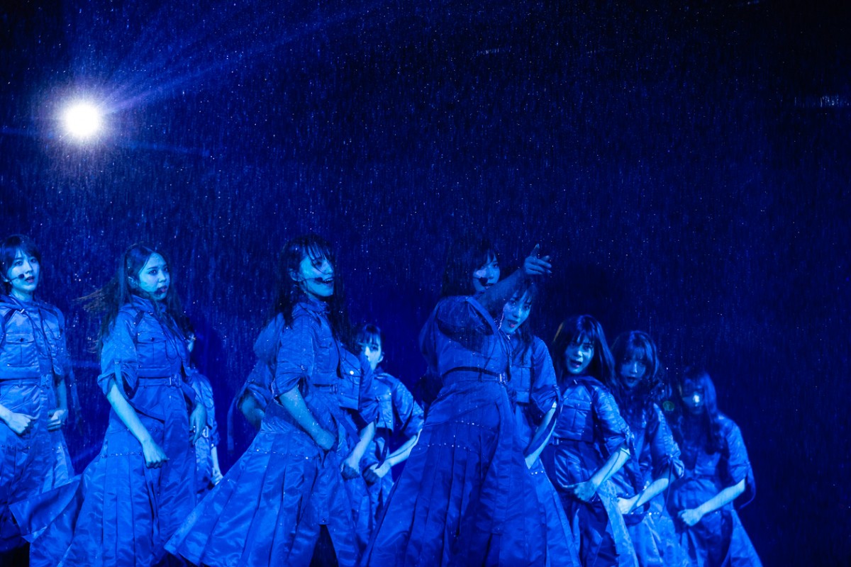 欅坂46、初配信ライブで30万人魅了　改名発表「強いグループになることを約束」