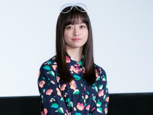 映画『今日から俺は!!劇場版』初日舞台あいさつに登場した橋本環奈