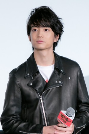 映画『今日から俺は!!劇場版』初日舞台あいさつに登場した伊藤健太郎