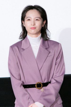 映画『今日から俺は!!劇場版』初日舞台あいさつに登場した清野菜名