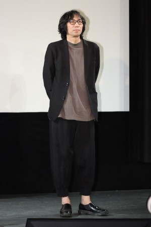 映画『劇場』初日リモート舞台あいさつイベントに登場した行定勲監督