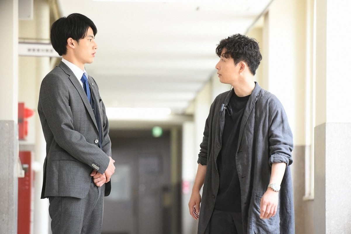 『MIU404』第5話 外国人強盗追う“伊吹”綾野剛、恩師“蒲郡”小日向文世の元へ