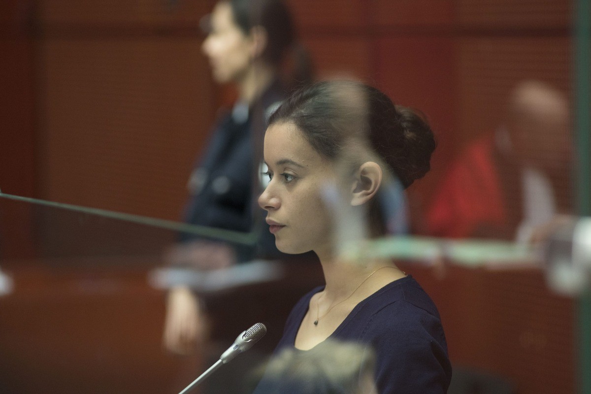 親友を殺した罪に問われ、無罪を主張　16歳少女をめぐる法廷劇『ブレスレット』予告