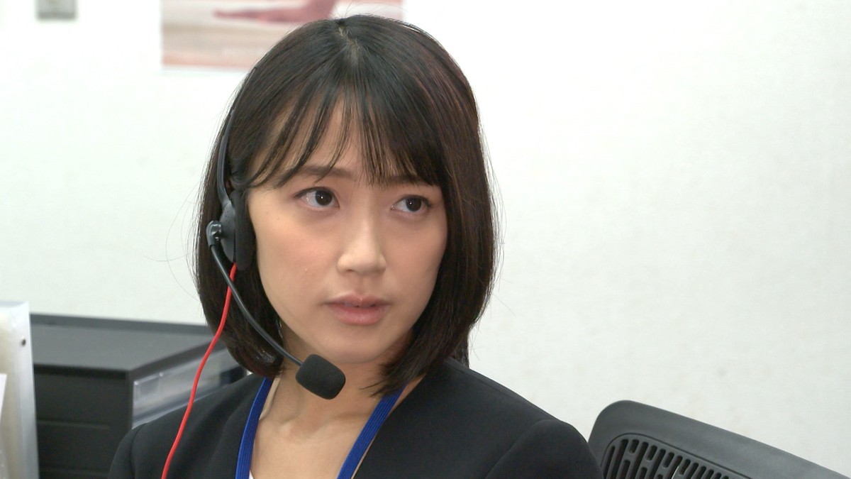 長澤まさみ、“滝沢カレン節”を絶賛 『スカッとジャパン』にゲスト出演