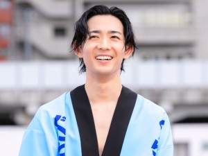 映画『ぐらんぶる』プレミアム夏祭りイベントに登場した竜星涼