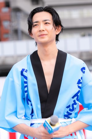 映画『ぐらんぶる』プレミアム夏祭りイベントに登場した竜星涼