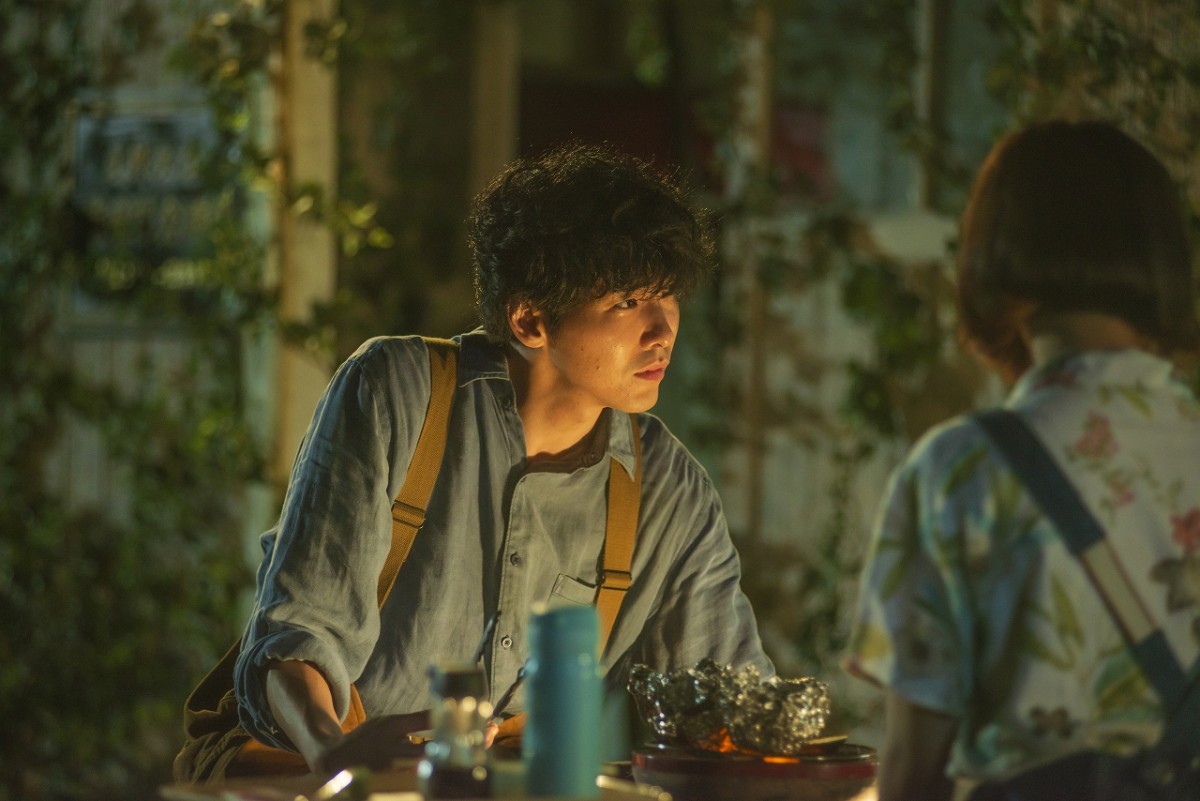 吉沢亮×杉咲花『青くて痛くて脆い』、 爽快＆ダークな場面写真一挙解禁