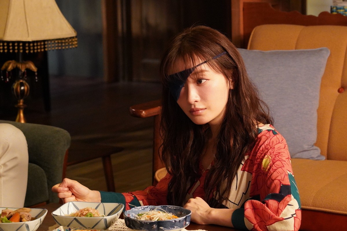 今夜スタート『妖怪シェアハウス』 “澪”小芝風花、妖怪たちと禁断の共同生活