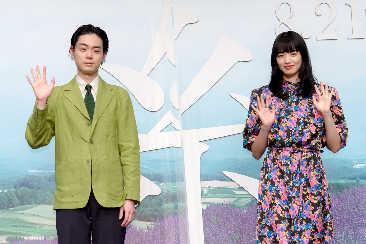 菅田将暉＆小松菜奈、3度目の共演を振り返り「本当に縁」と笑顔