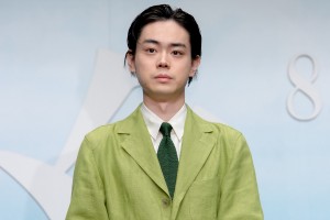 映画『糸』完成報告会に登場した菅田将暉